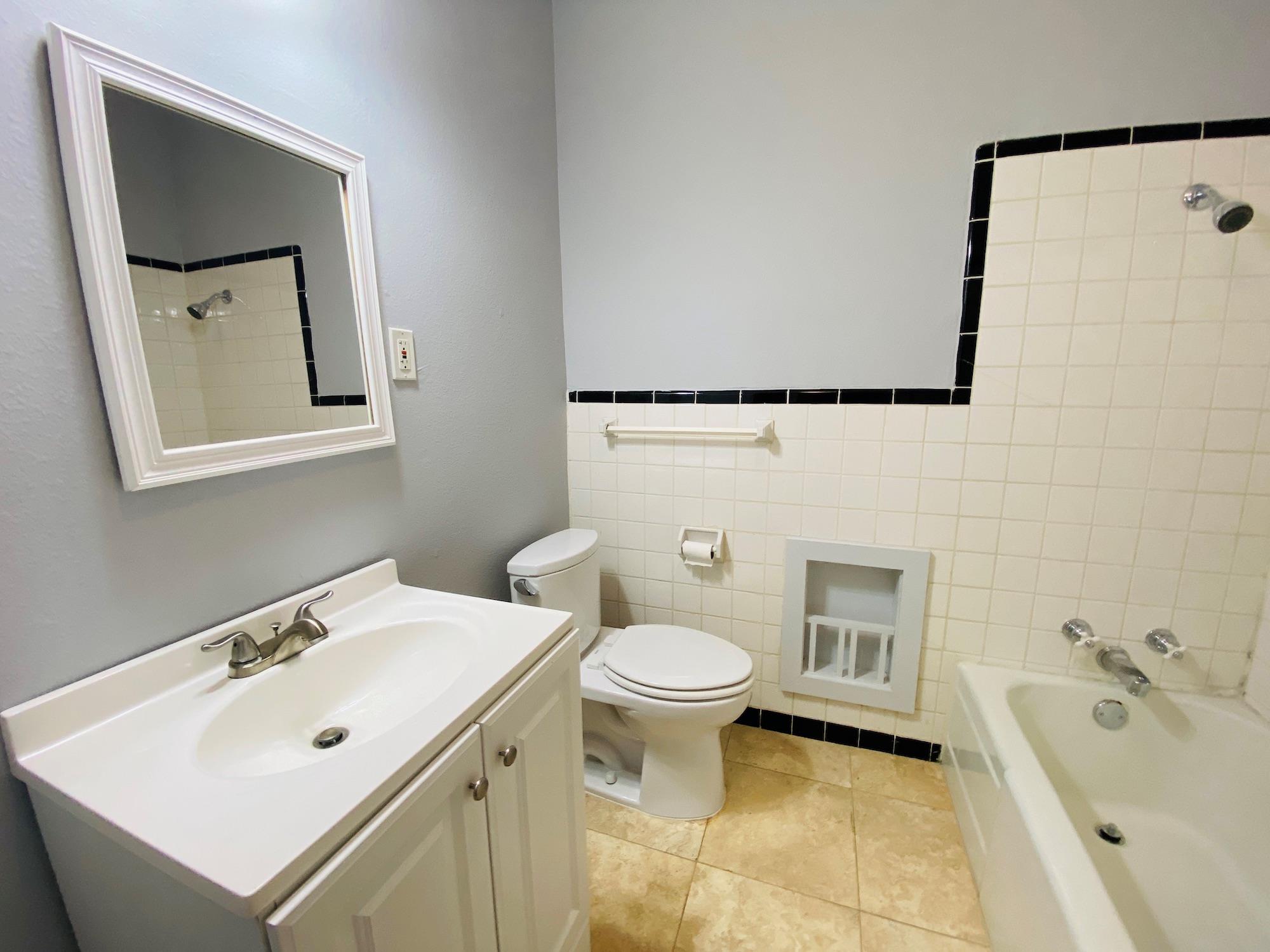 404 E 35th St E # A, Austin, TX 78705