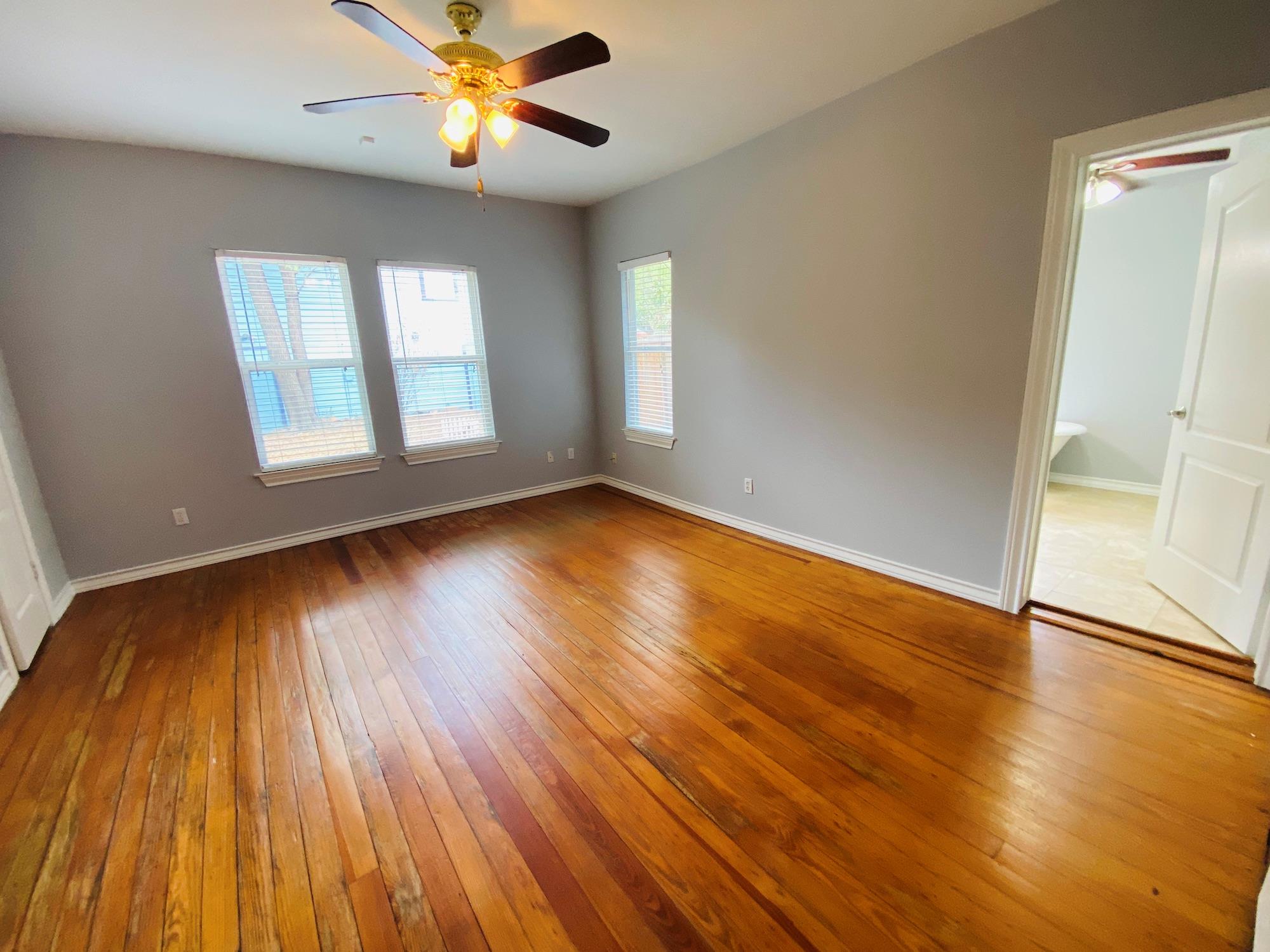 404 E 35th St E # A, Austin, TX 78705