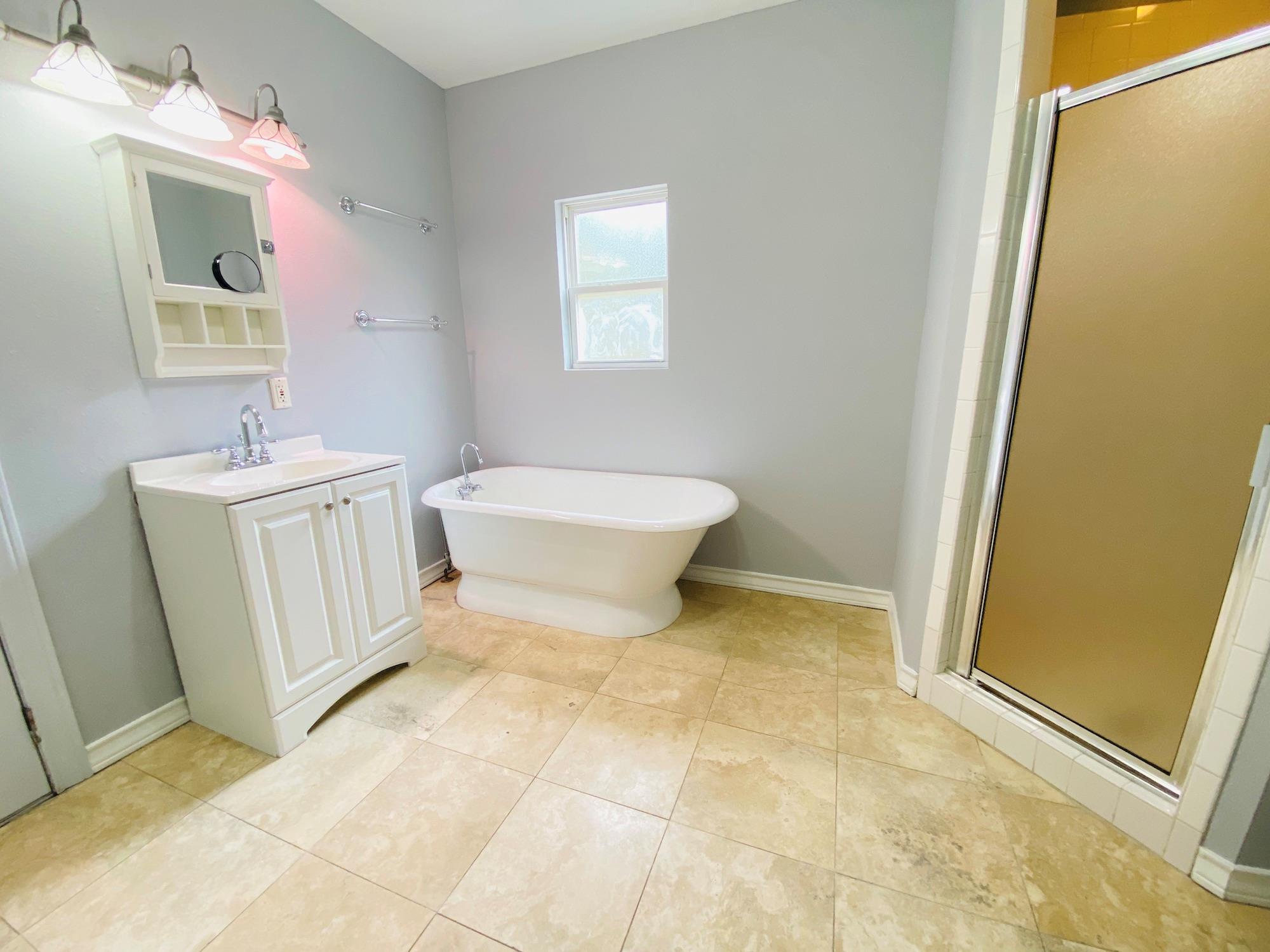 404 E 35th St E # A, Austin, TX 78705