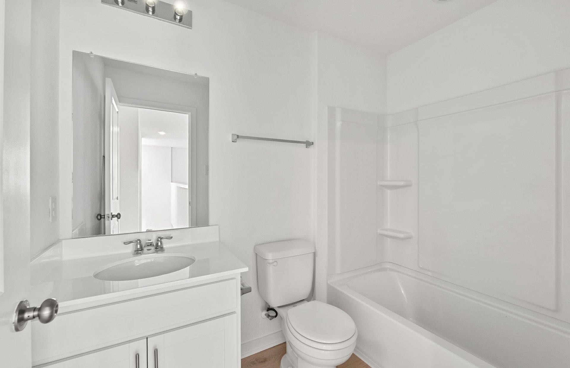 105 Green Berets Bnd, Jarrell, TX 76537