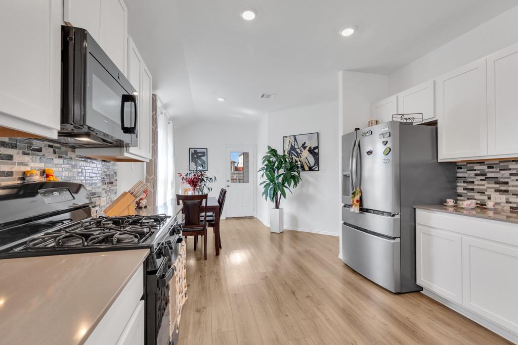 234 Canley Loop, Hutto, TX 78634