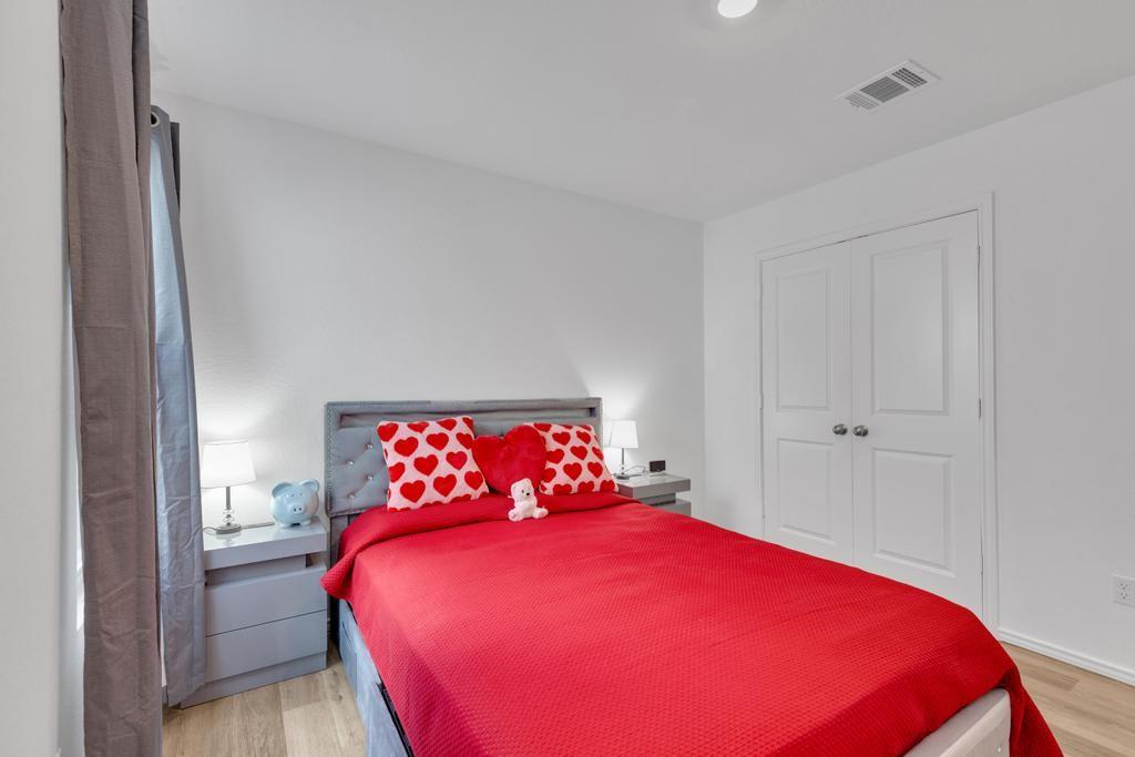 234 Canley Loop, Hutto, TX 78634