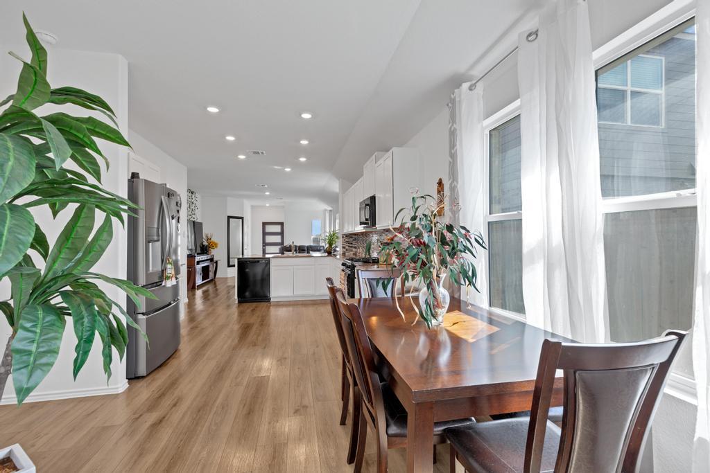 234 Canley Loop, Hutto, TX 78634