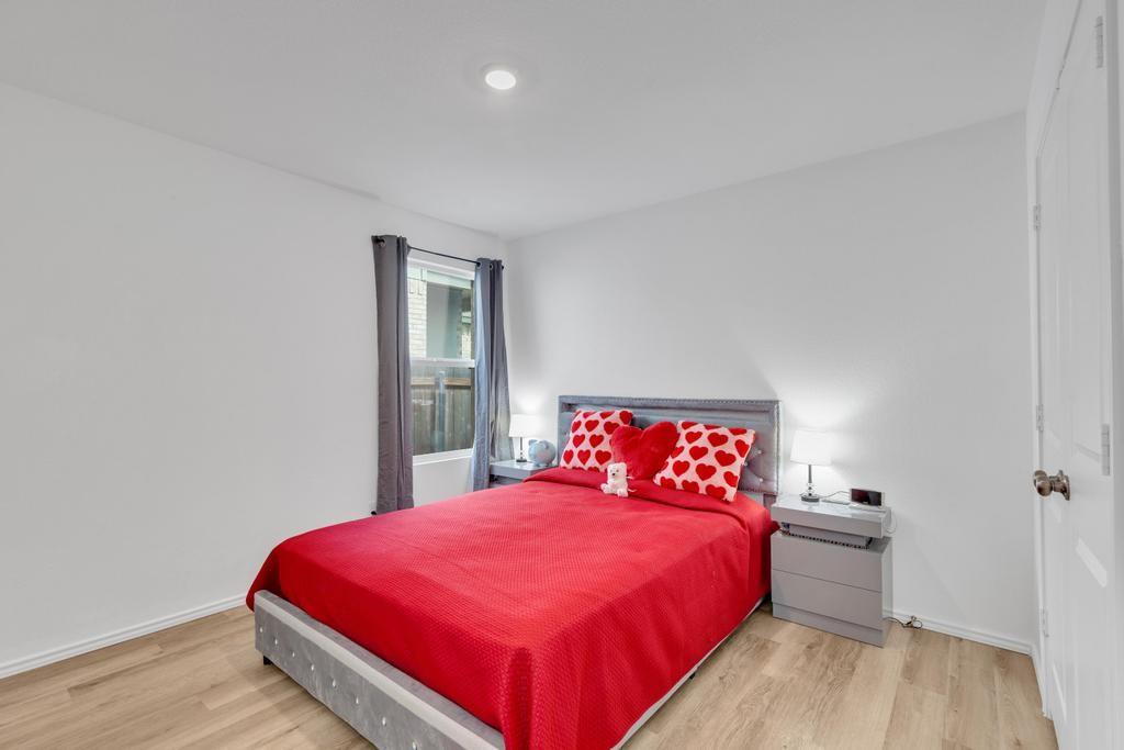 234 Canley Loop, Hutto, TX 78634