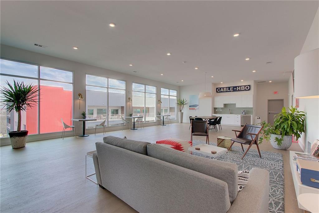 4361 S Congress Ave # 336, Austin, TX 78745