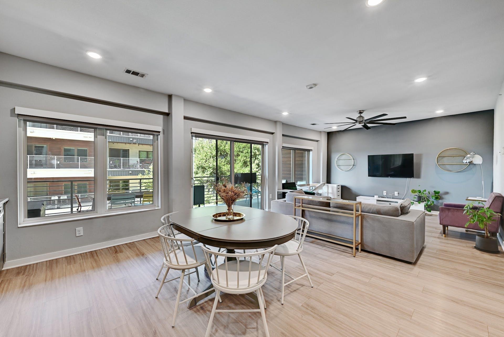 4361 S Congress Ave # 336, Austin, TX 78745