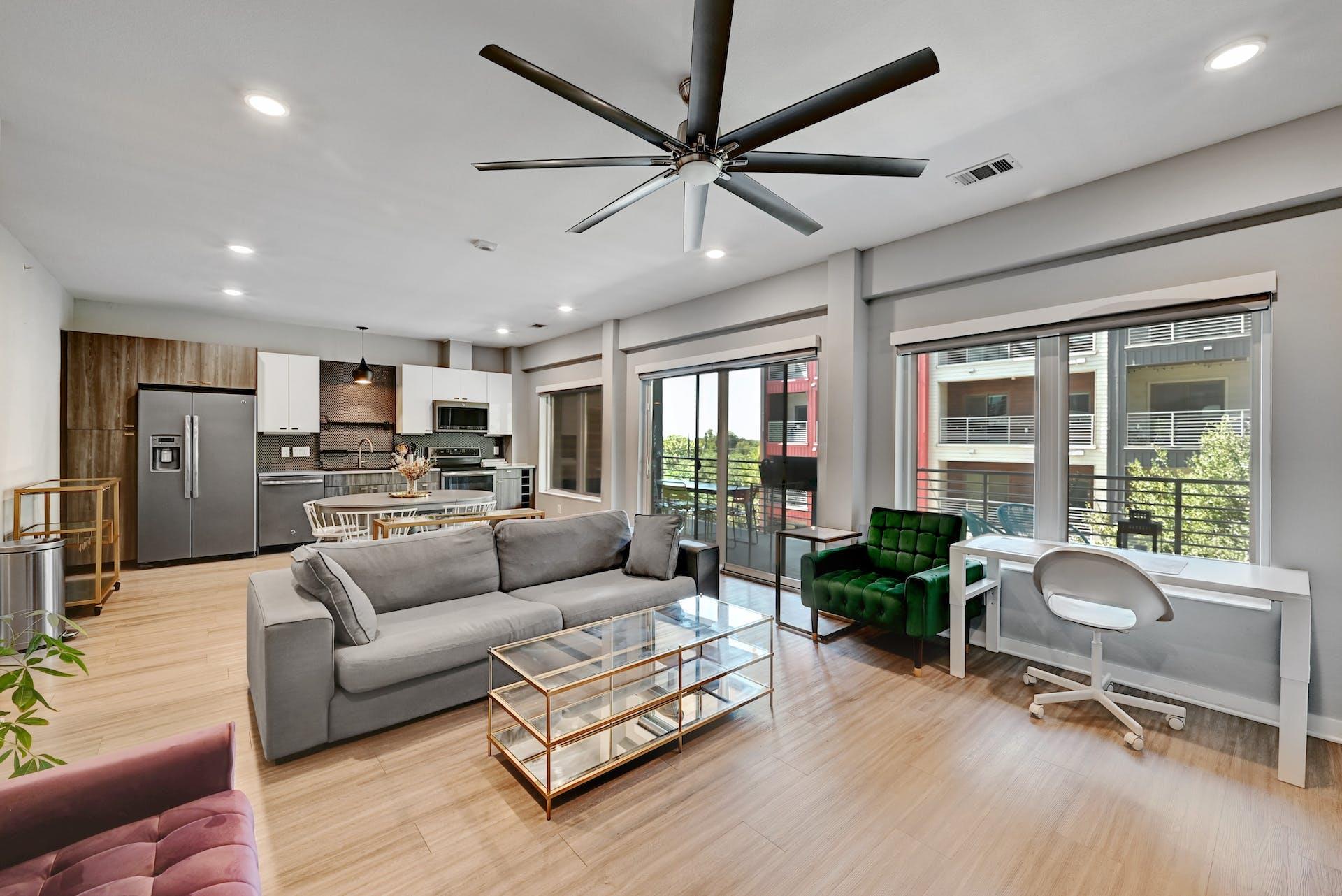 4361 S Congress Ave # 336, Austin, TX 78745