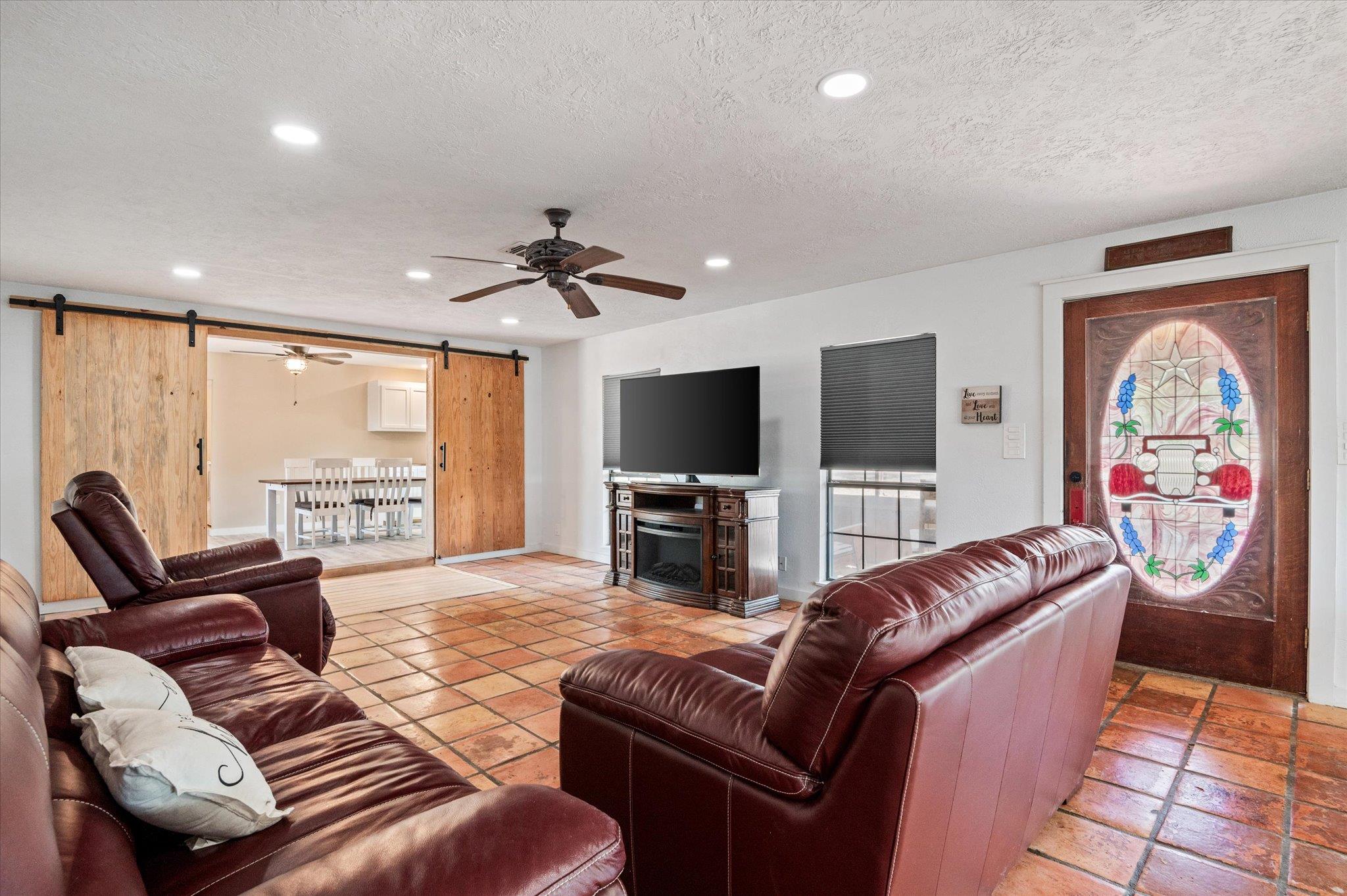 215 Go Away Rd, Blanco, TX 78606