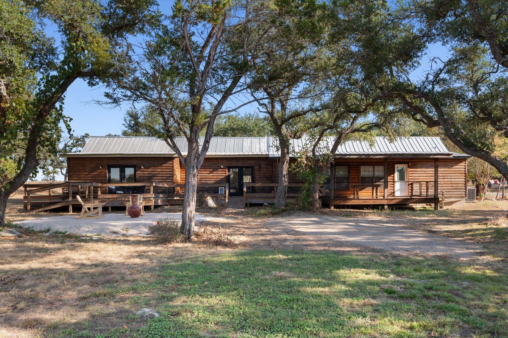 215 Go Away Rd, Blanco, TX 78606