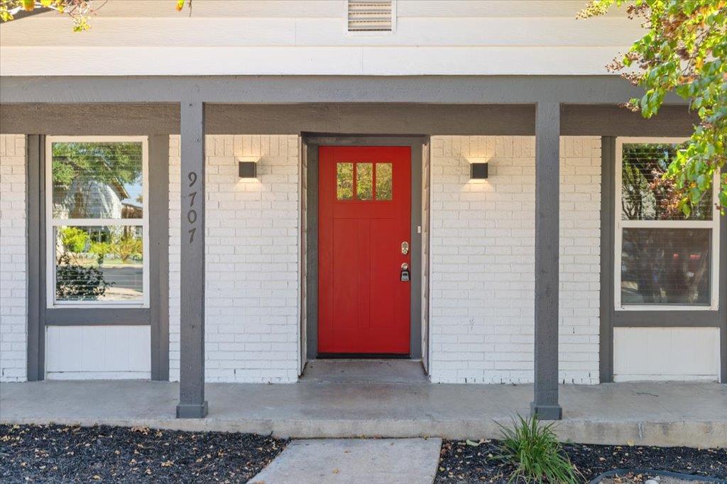 9707 Dallum Dr, Austin, TX 78753