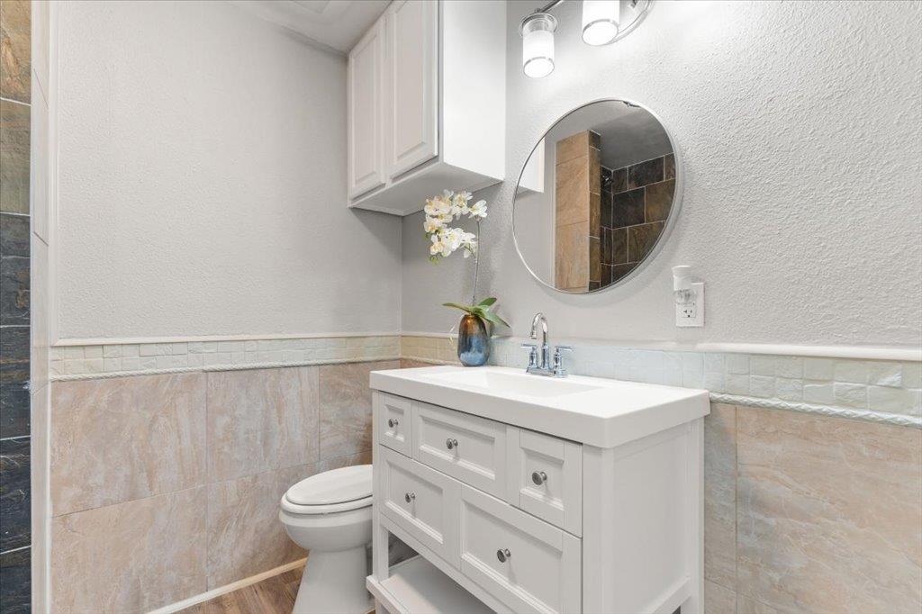 9707 Dallum Dr, Austin, TX 78753