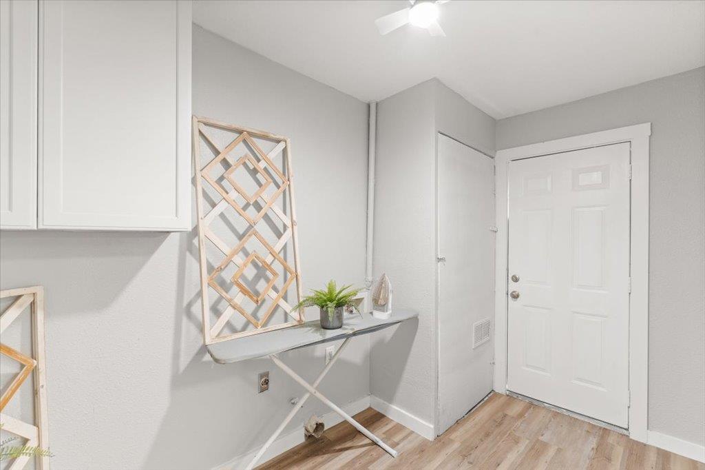 9707 Dallum Dr, Austin, TX 78753