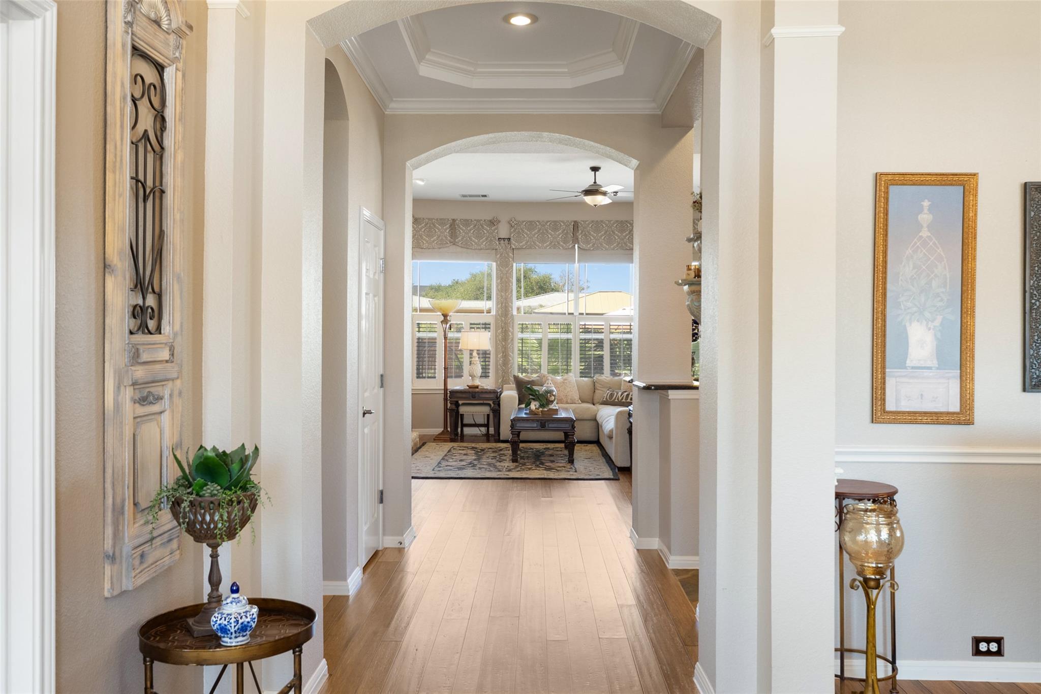 108 High Plains Trl, Spicewood, TX 78669