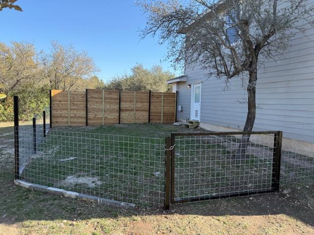 4204 BOB WIRE Rd, Spicewood, TX 78669