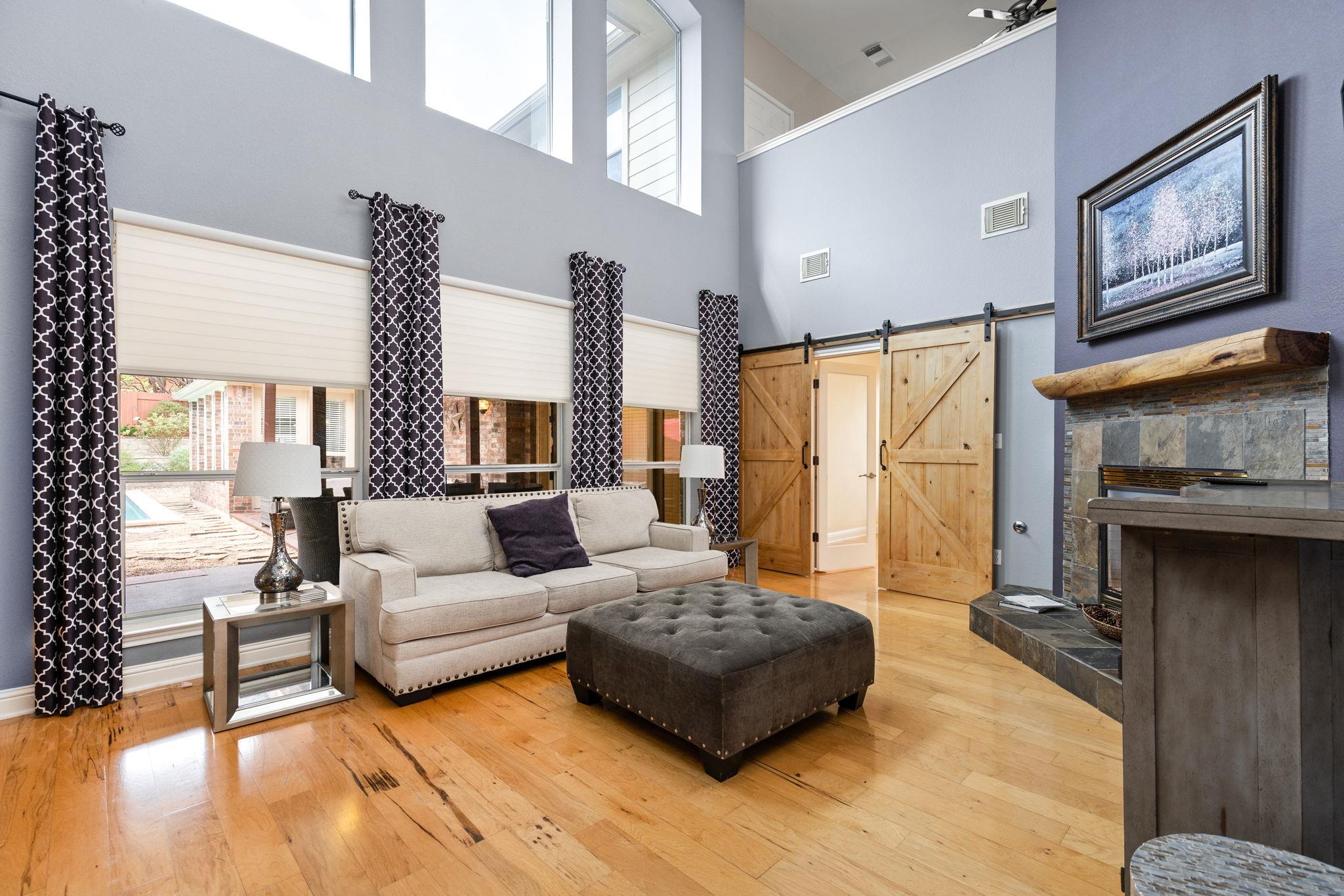 7109 Via Correto Dr, Austin, TX 78749