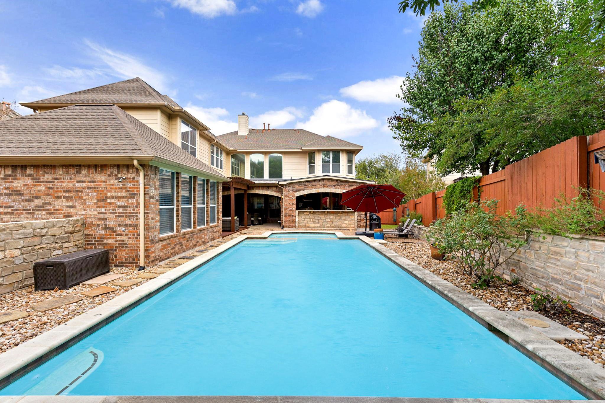 7109 Via Correto Dr, Austin, TX 78749