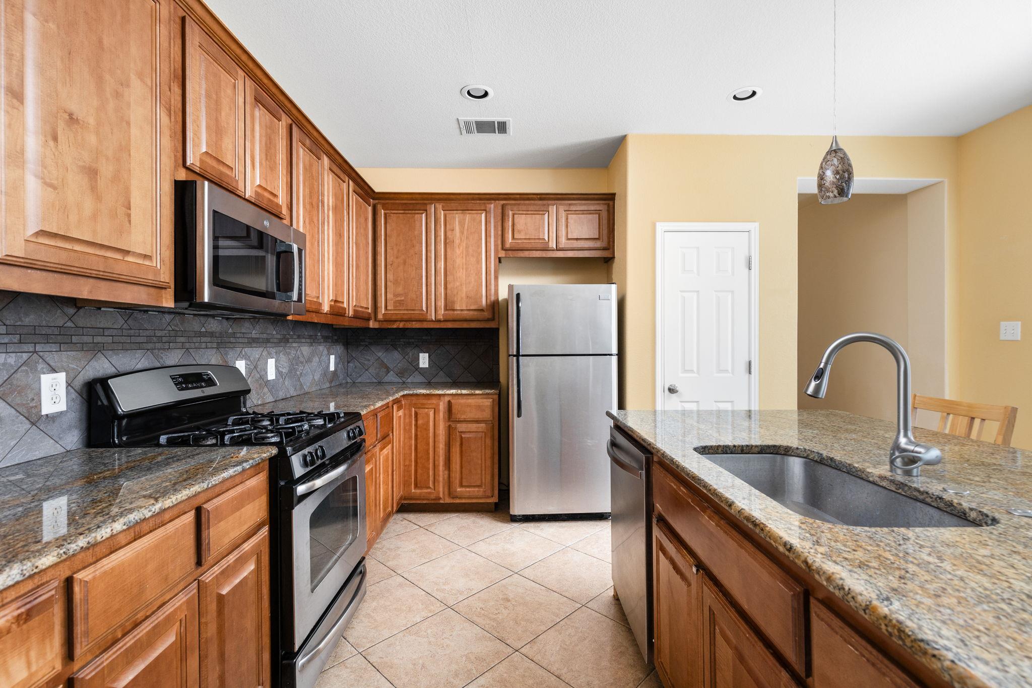 7109 Via Correto Dr, Austin, TX 78749