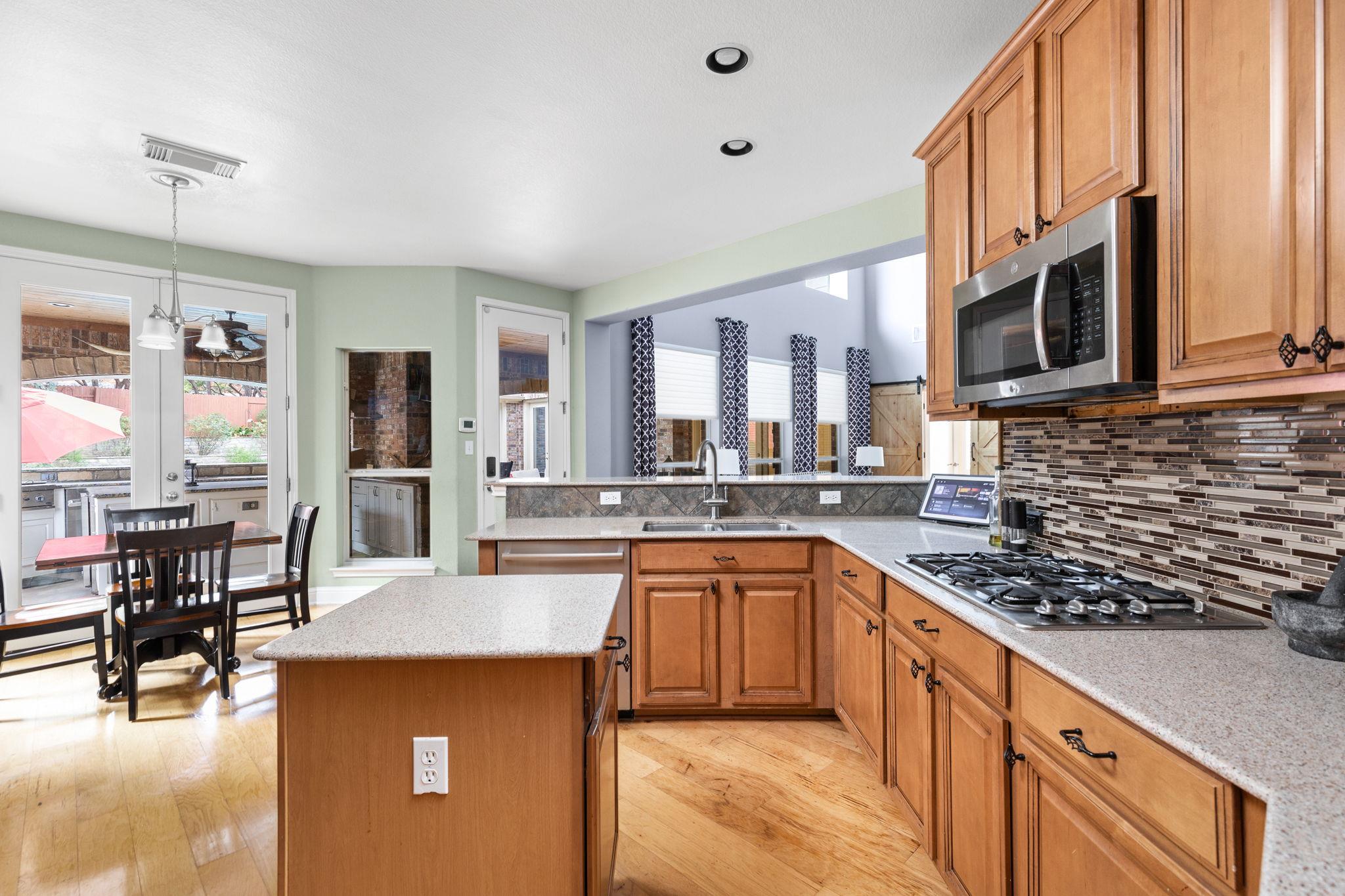 7109 Via Correto Dr, Austin, TX 78749