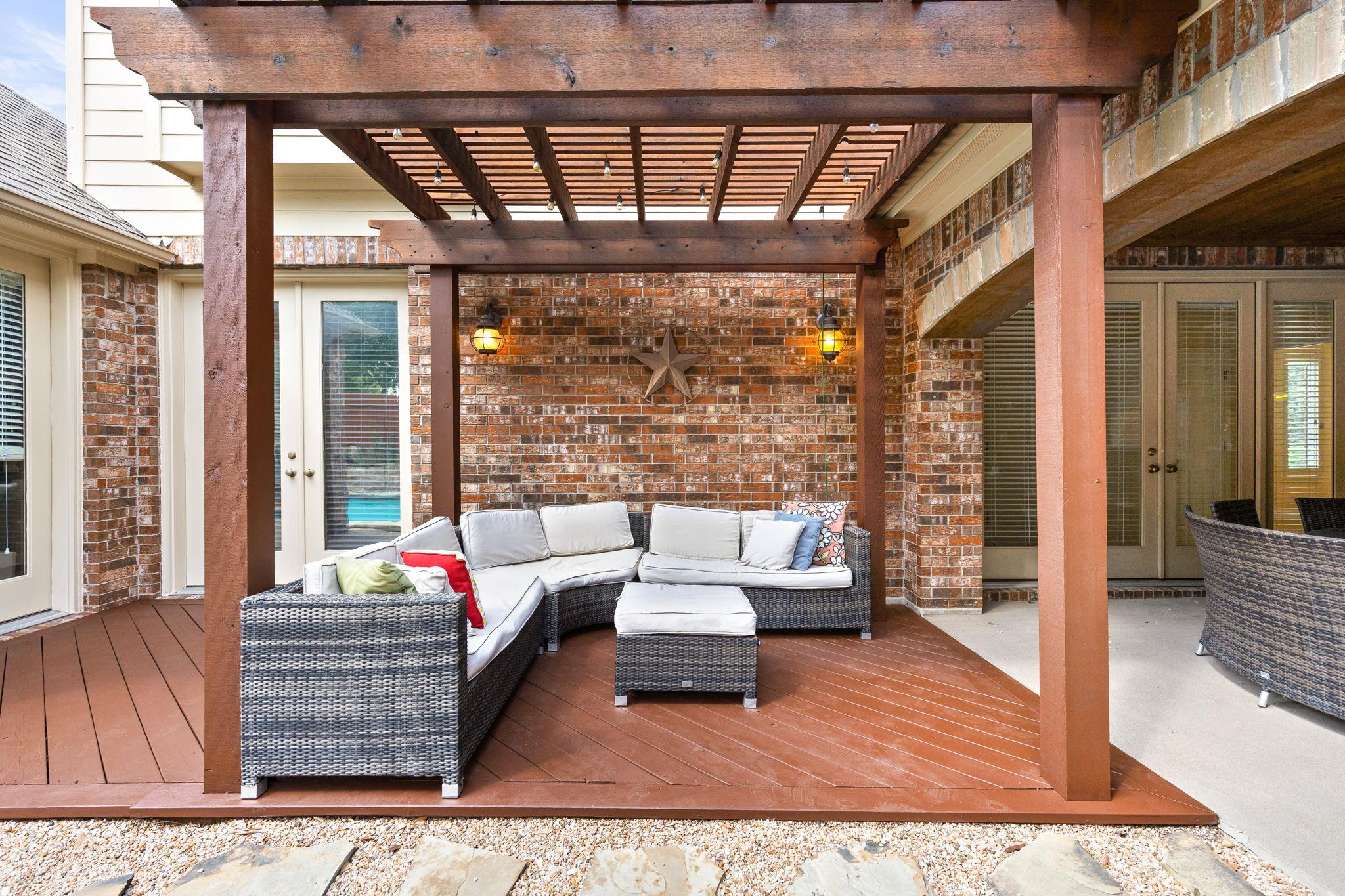 7109 Via Correto Dr, Austin, TX 78749