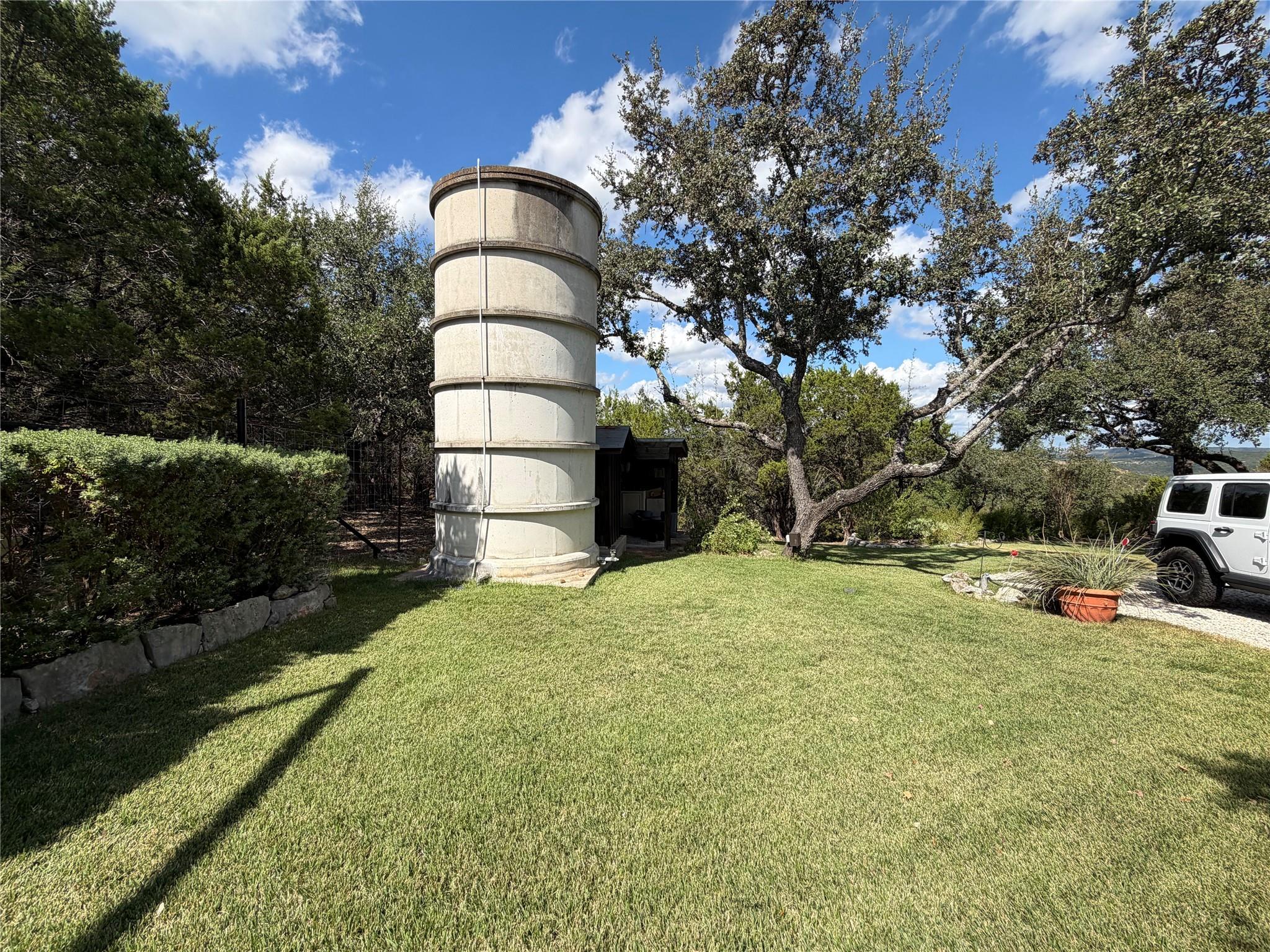 2755 Skyline Dr, Canyon Lake, TX 78133