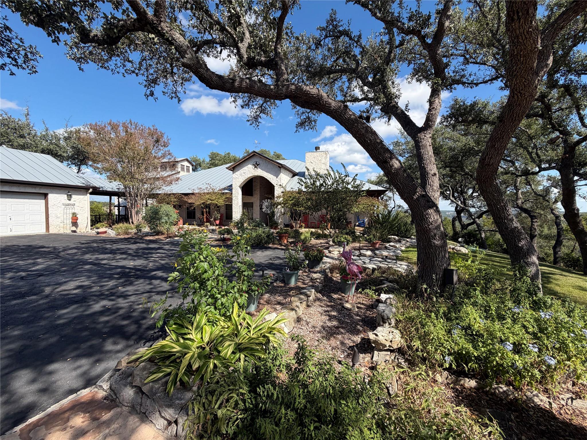 2755 Skyline Dr, Canyon Lake, TX 78133