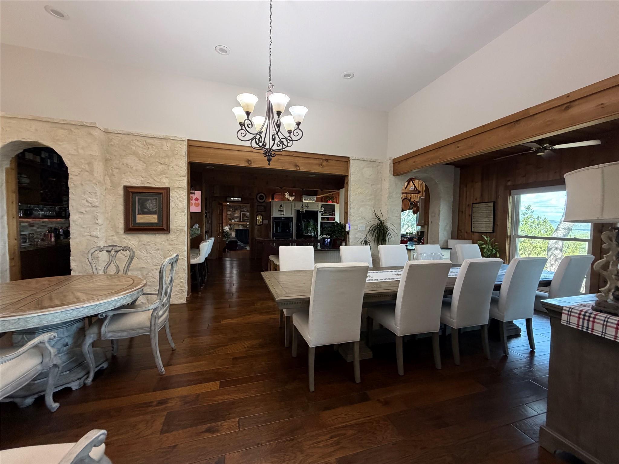 2755 Skyline Dr, Canyon Lake, TX 78133