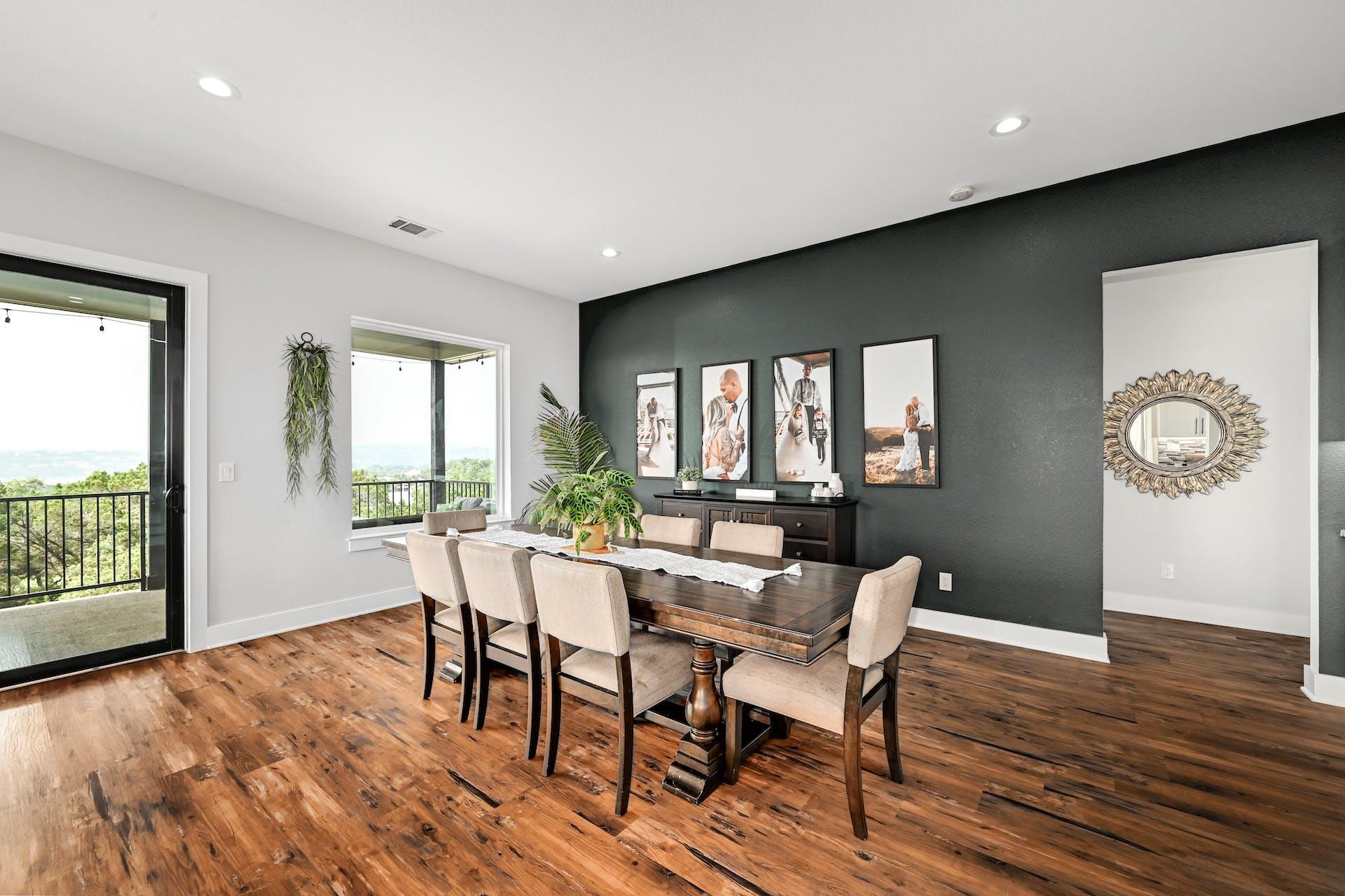 18502 Venture Dr Dr, Point Venture, TX 78645