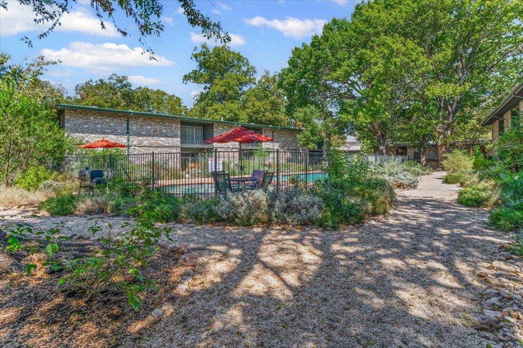 1304 Mariposa Dr # 156, Austin, TX 78704
