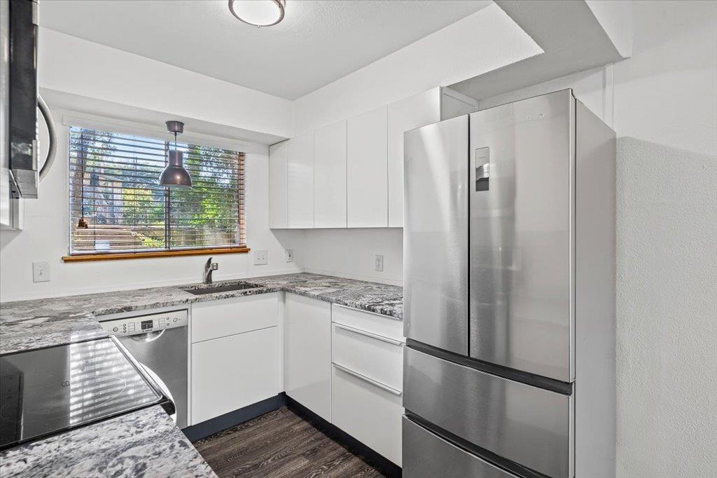 1304 Mariposa Dr # 156, Austin, TX 78704