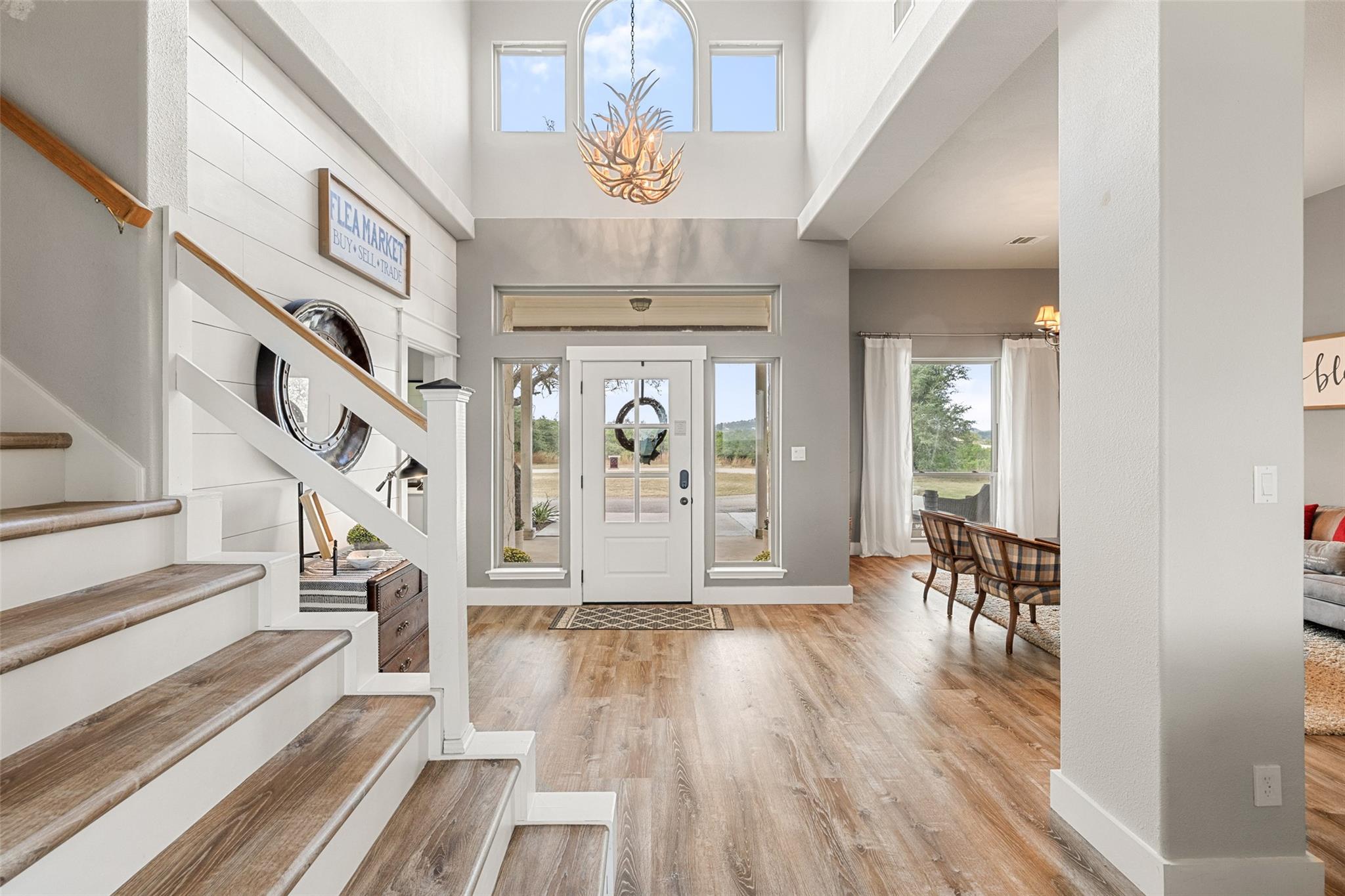 3108 Rolling Hills Rd, Blanco, TX 78606