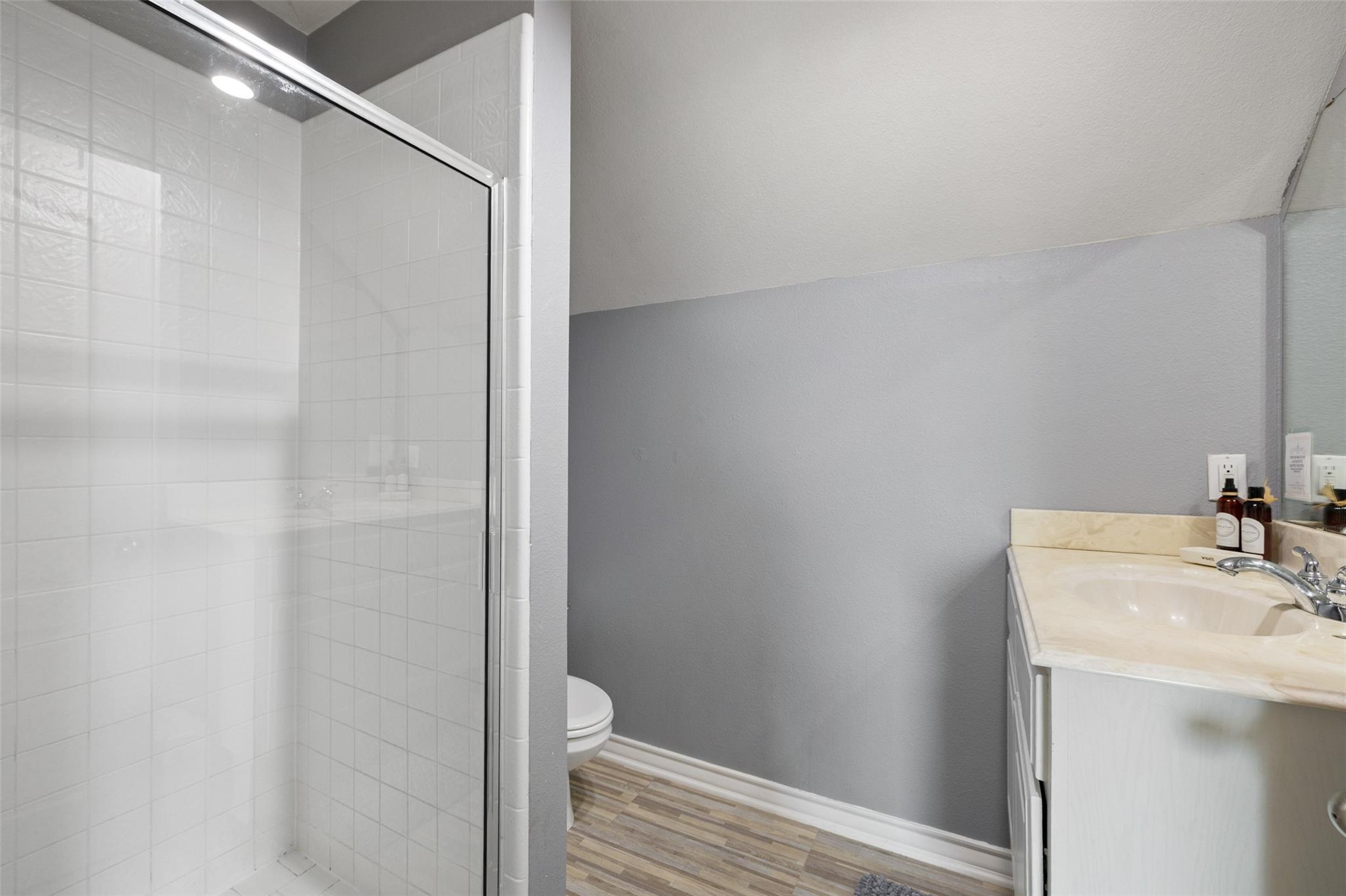 3108 Rolling Hills Rd, Blanco, TX 78606