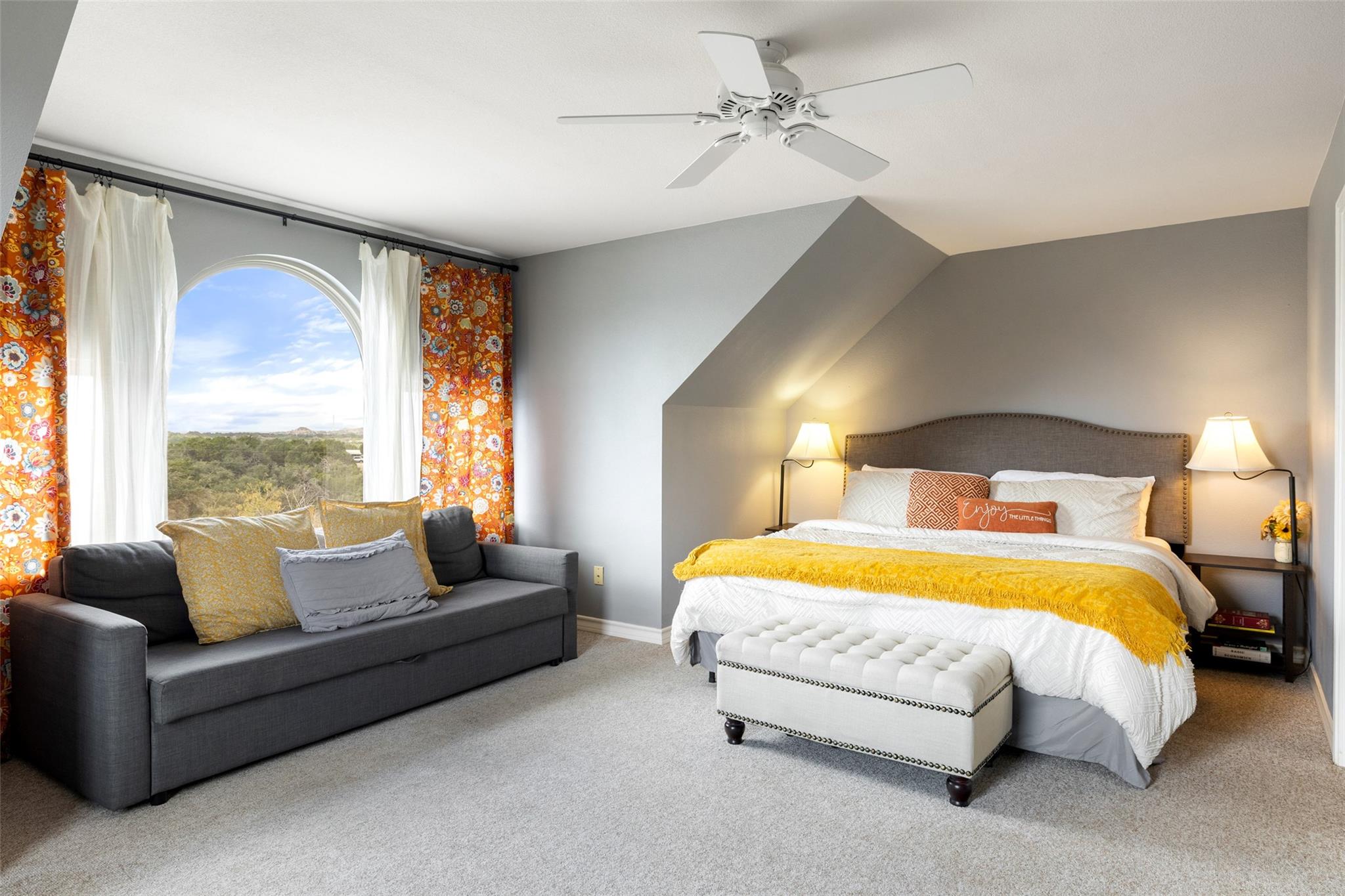 3108 Rolling Hills Rd, Blanco, TX 78606