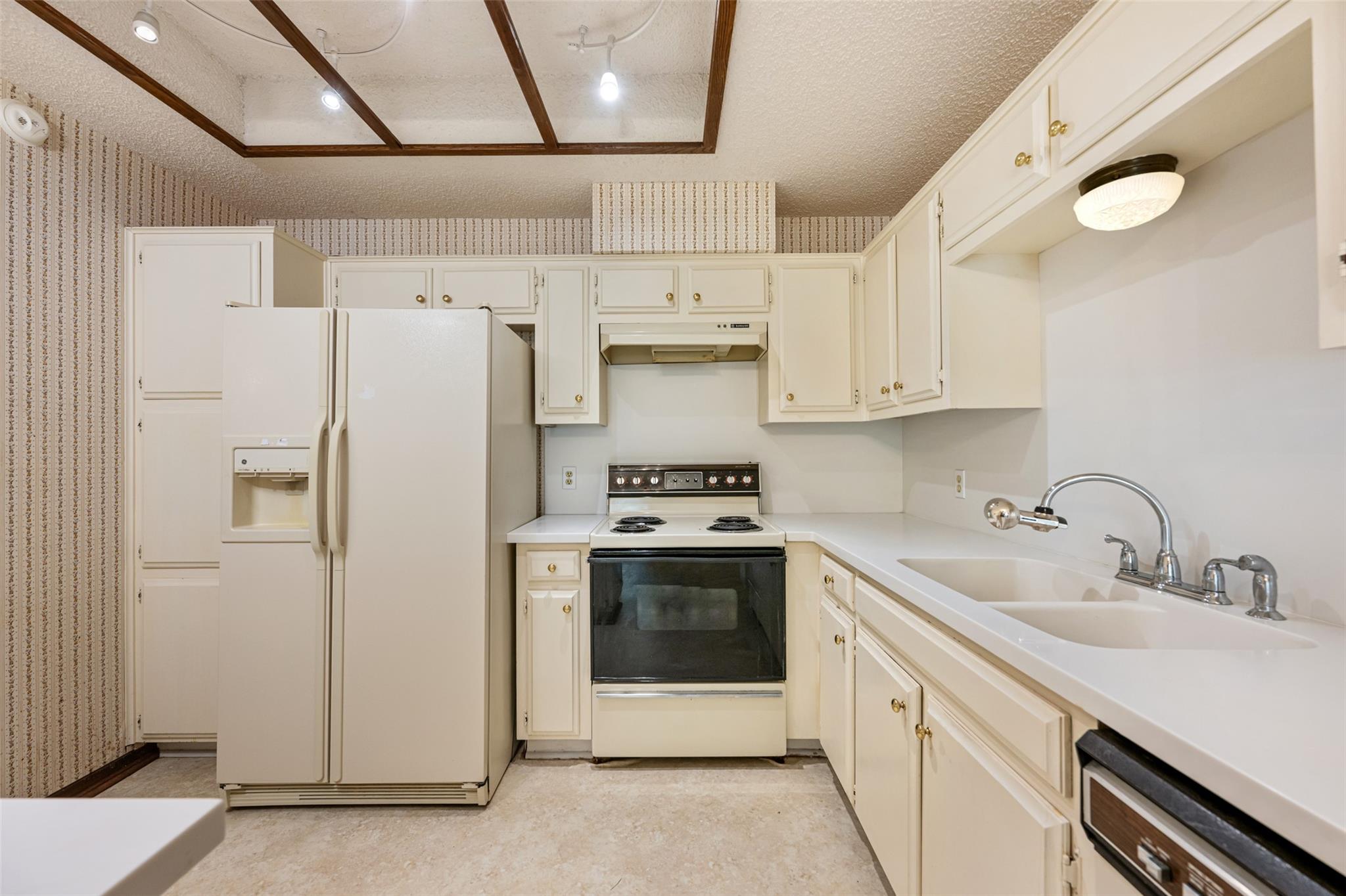 9424 El Rey Blvd, Austin, TX 78737