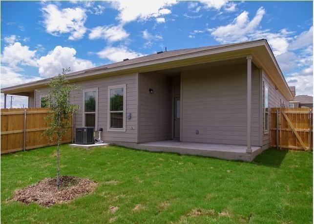 2216 Avery Vlg # 2214, New Braunfels, TX 78130