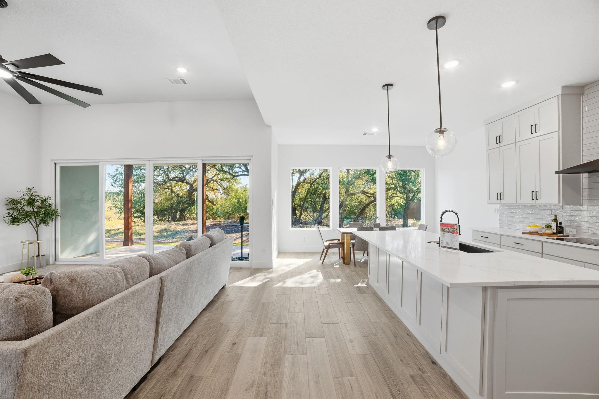 226 Sunday Dr, Burnet, TX 78611