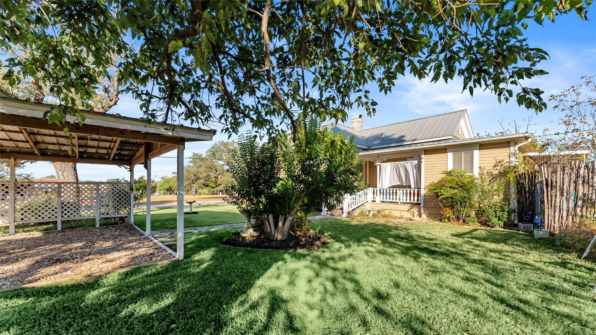 309 N Boundary St, Burnet, TX 78611