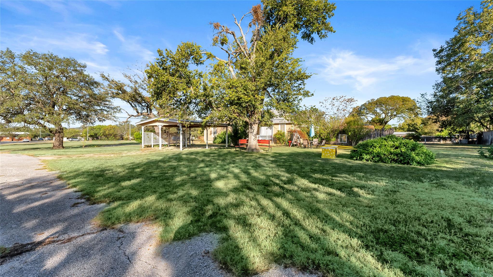 309 N Boundary St, Burnet, TX 78611