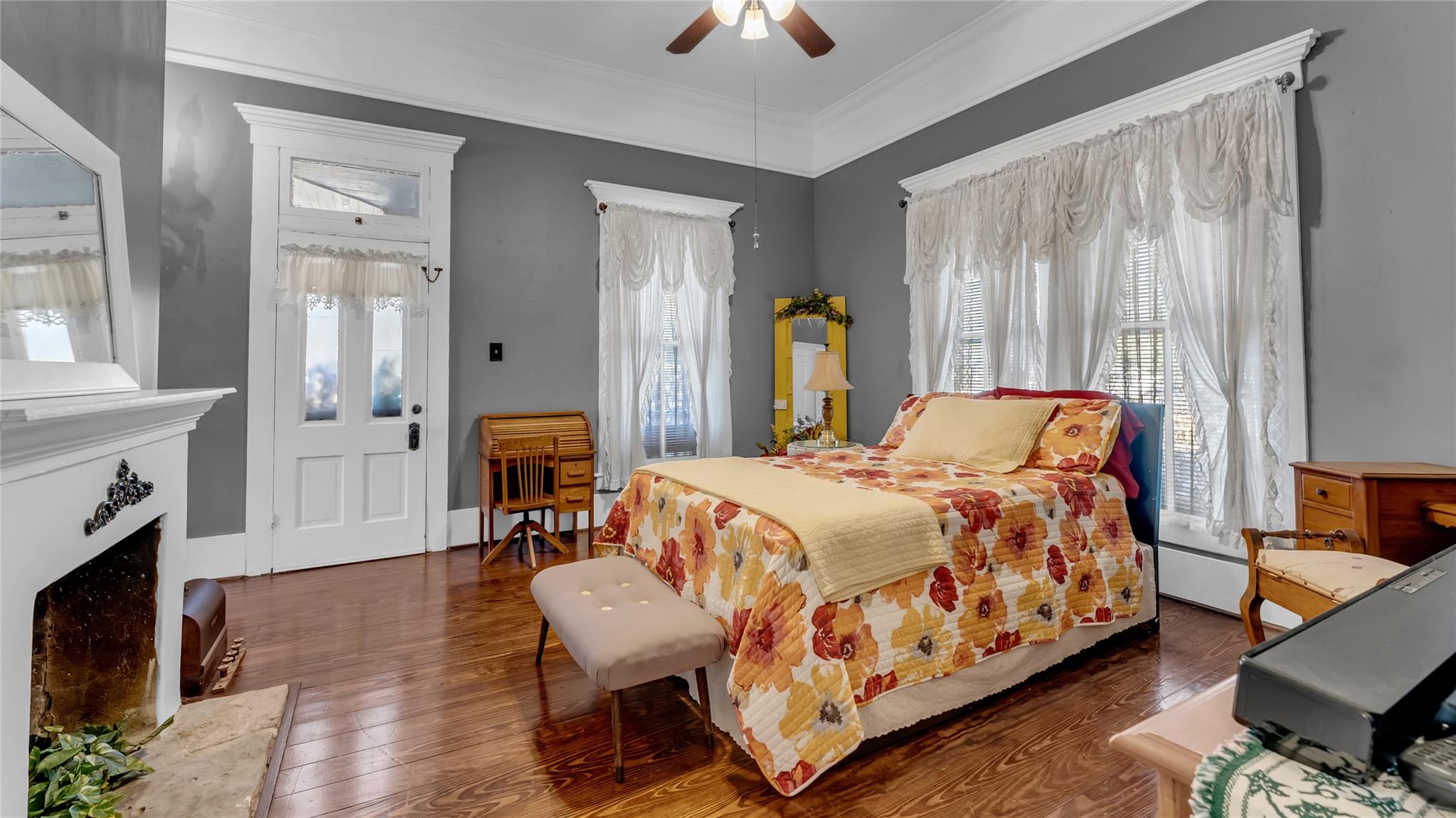 309 N Boundary St, Burnet, TX 78611