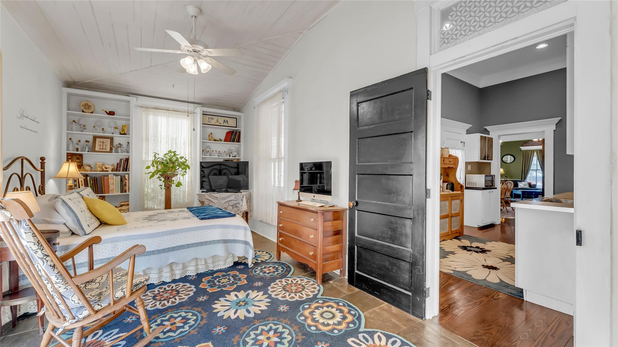 309 N Boundary St, Burnet, TX 78611