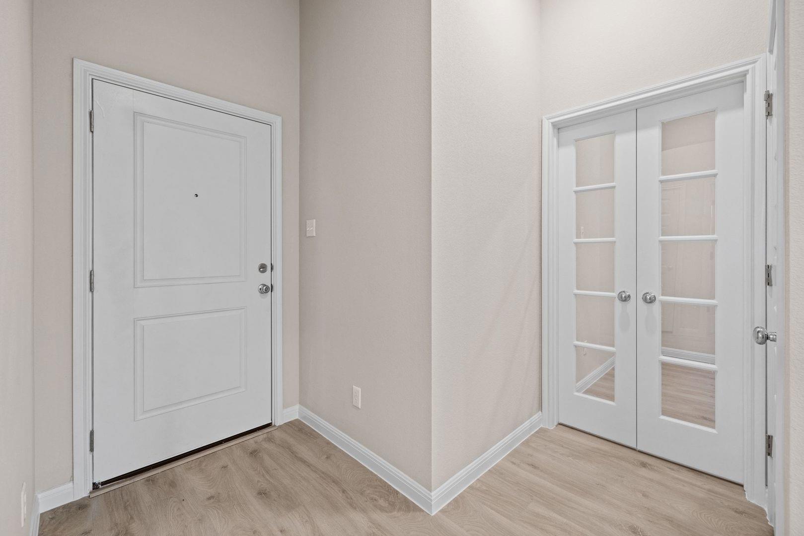 342 Bendecido Loop, Elgin, TX 78621