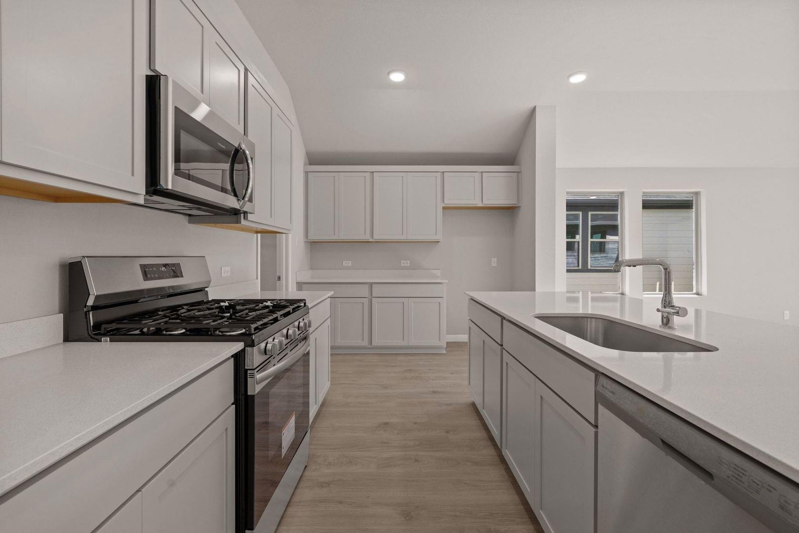 342 Bendecido Loop, Elgin, TX 78621