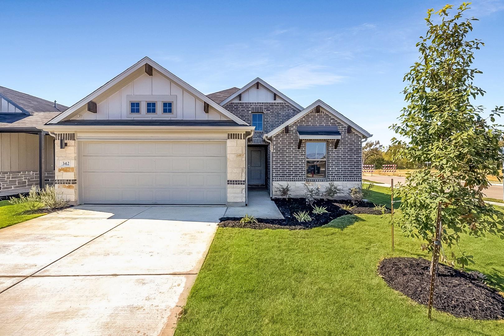 342 Bendecido Loop, Elgin, TX 78621