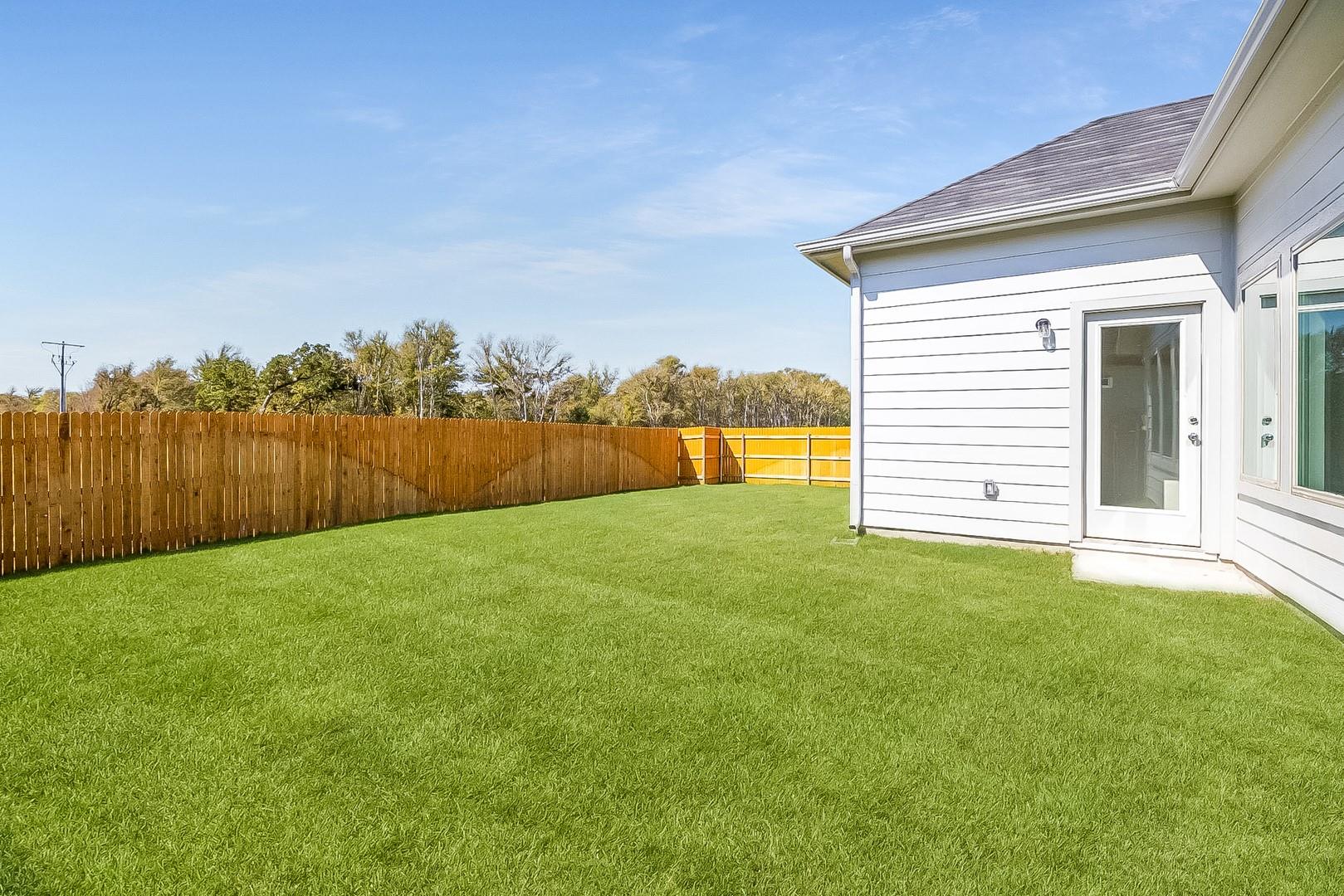 342 Bendecido Loop, Elgin, TX 78621