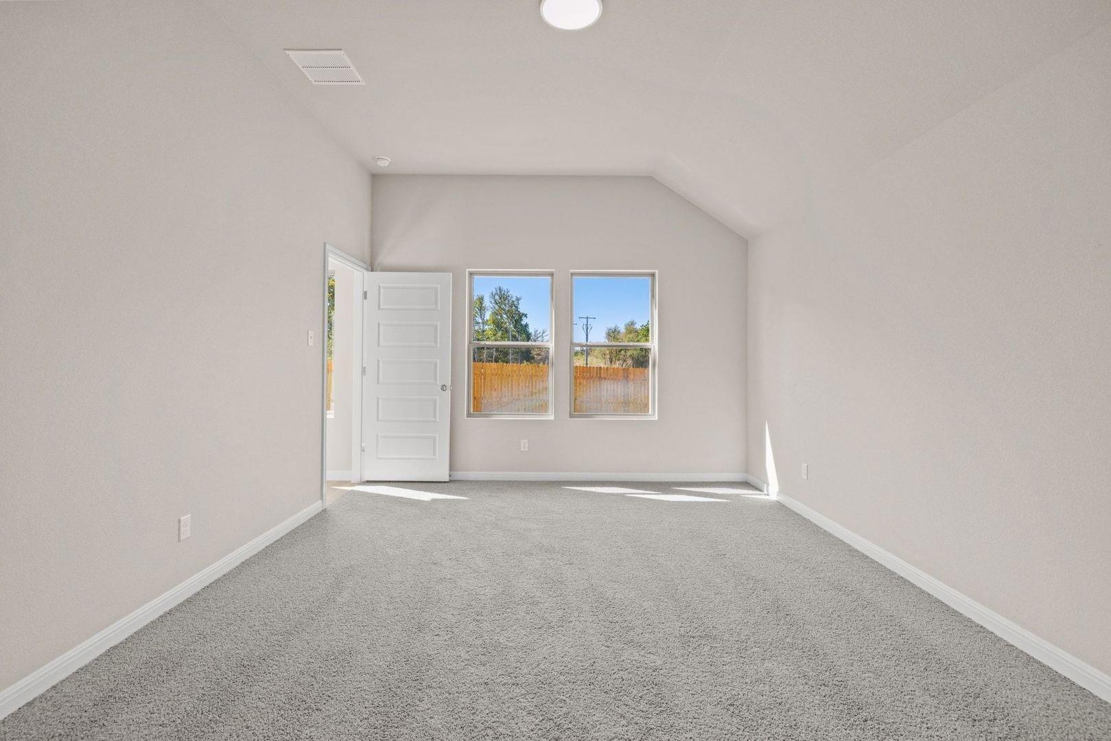 342 Bendecido Loop, Elgin, TX 78621