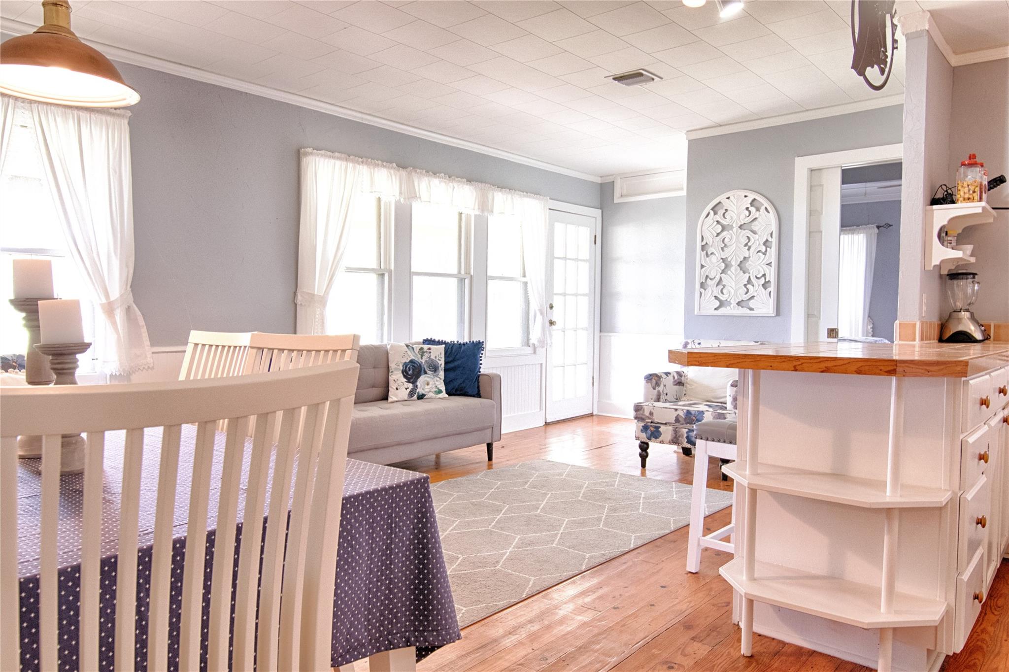 6750 Three Mile Rd, Flatonia, TX 78941