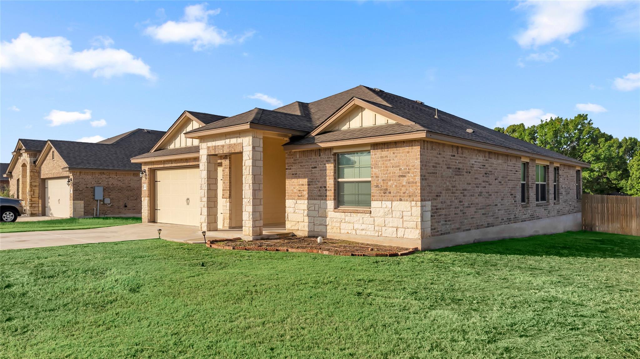 100 Pepper Mill Loop, Burnet, TX 78611