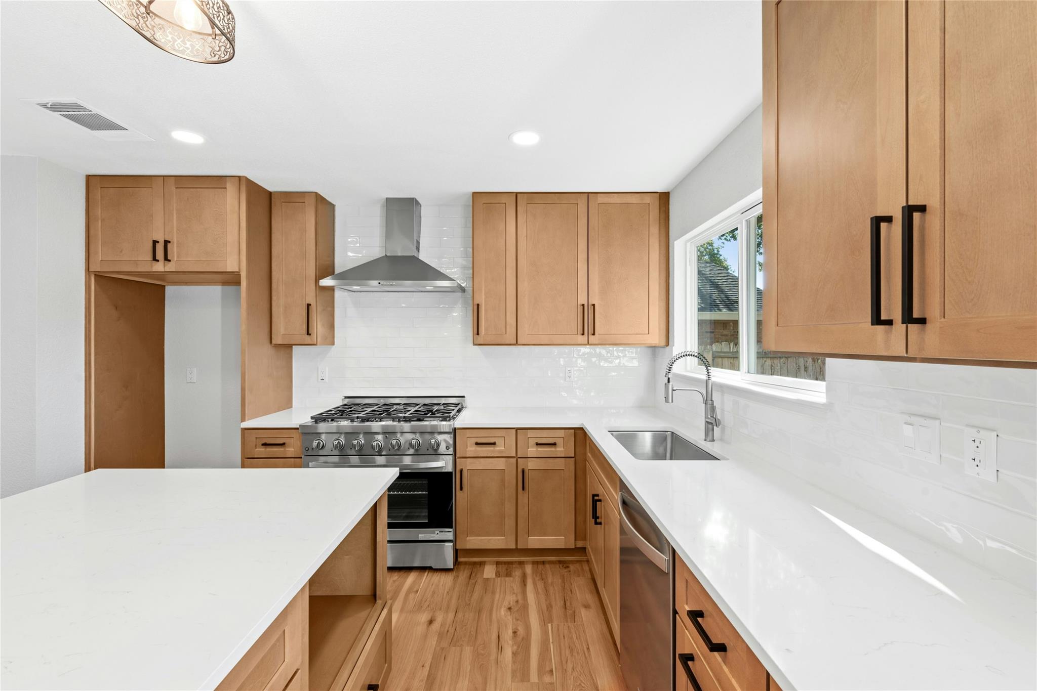 2110 Heather Dr, Cedar Park, TX 78613