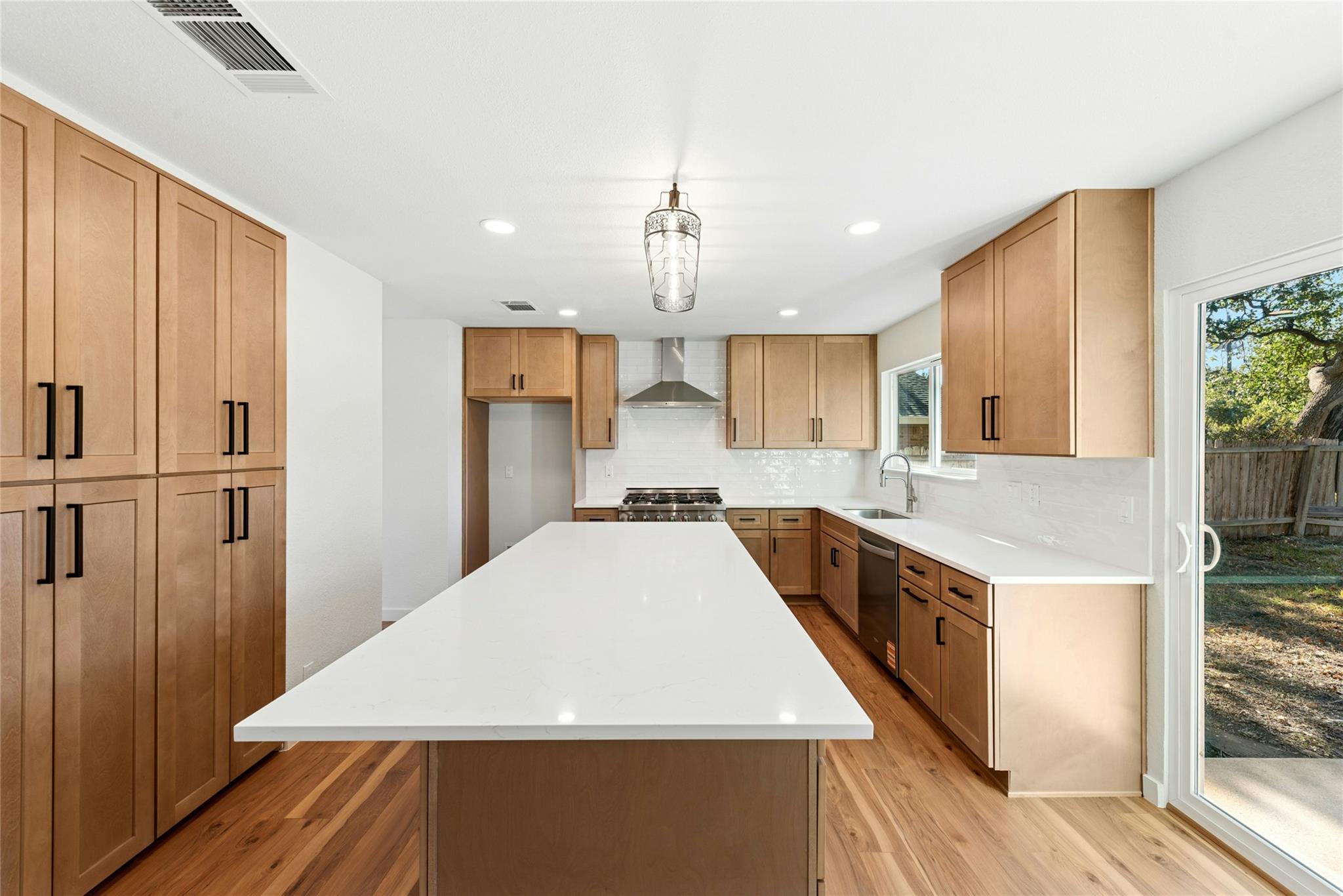 2110 Heather Dr, Cedar Park, TX 78613