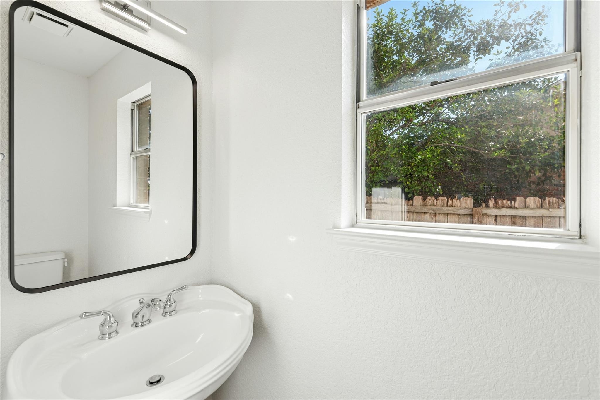 2110 Heather Dr, Cedar Park, TX 78613