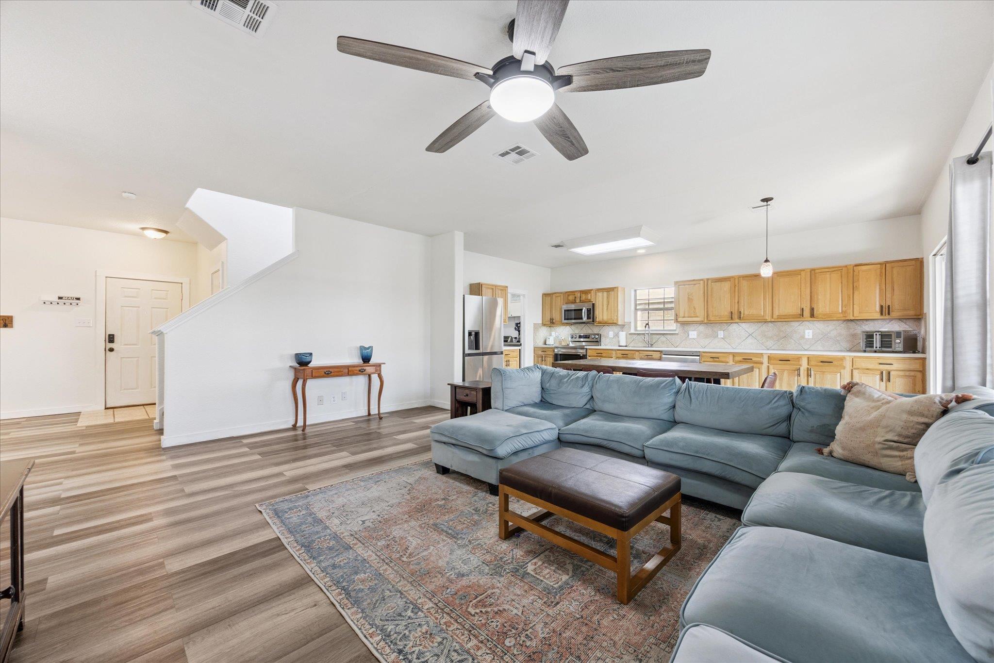 111 Teron Dr, San Marcos, TX 78666